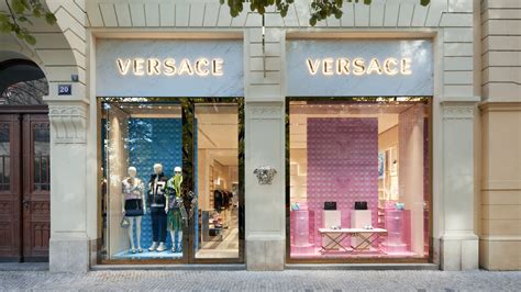 versace praga|VERSACE Czechia .